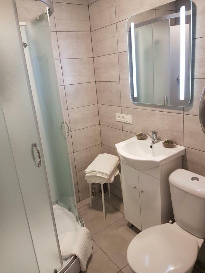 J&E Neries Apartment Kaunas Bagian luar foto